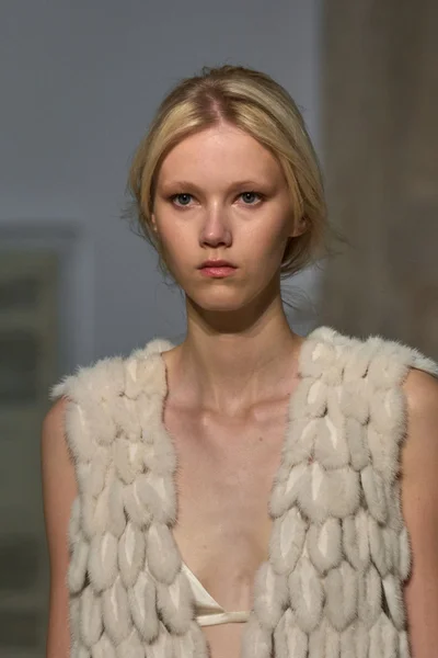 Look 67